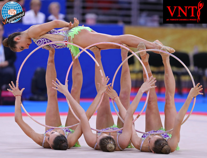 Venturelli Rhythmic Gymnastics Hoop F.I.G. Approved "Junior" White/Transparent; Round Section Diameter: 17mm; Size: 81 cm