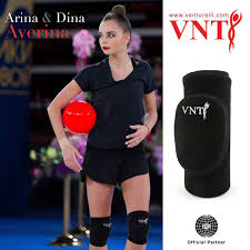 Venturelli Rhythmic Gymnastics Junior Knee Pads Protectors (Pair), Color: Black